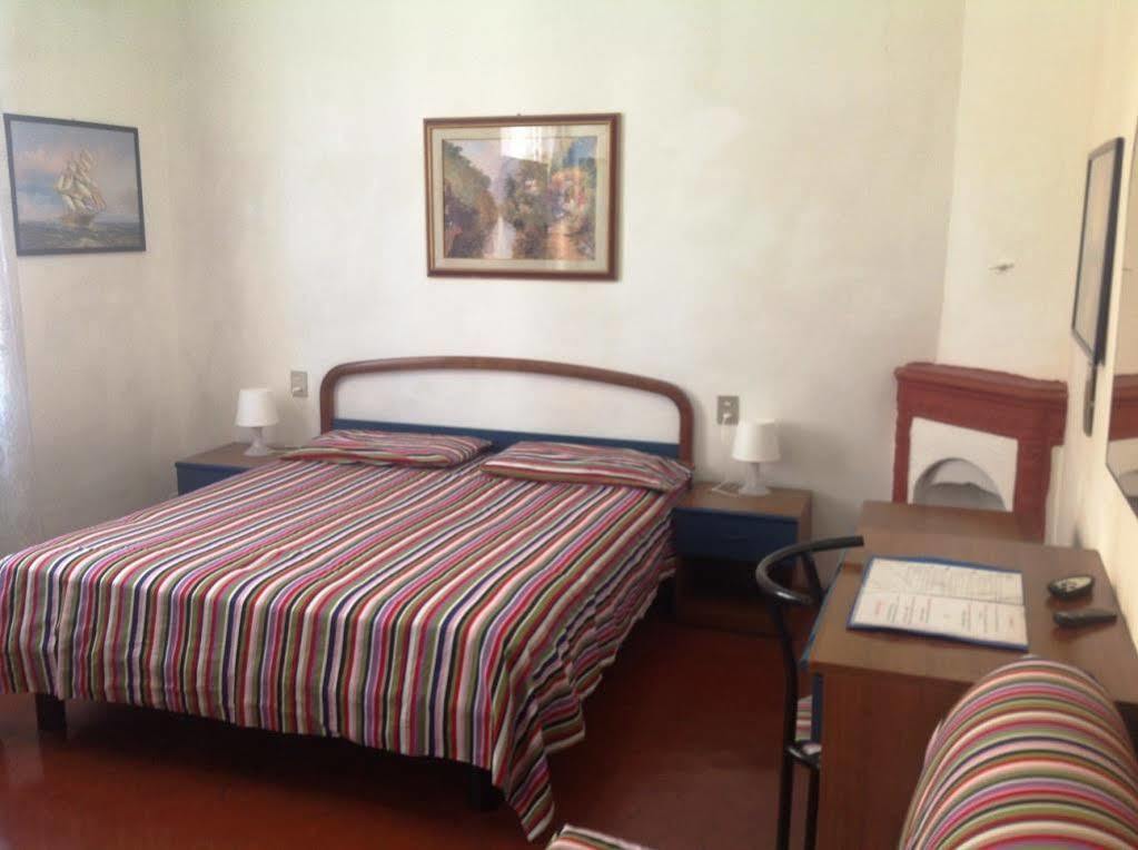 Sogni D'Oro Guest House Florenz Exterior foto