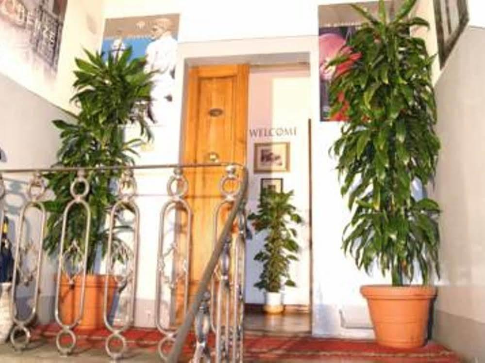Sogni D'Oro Guest House Florenz Exterior foto